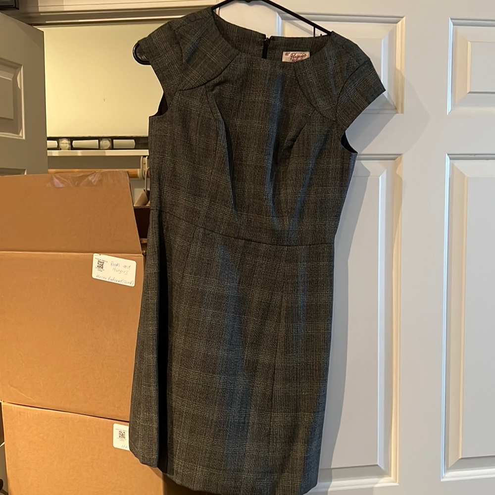 Beautiful grey Penguin Dress! Worn one time so it’s like new!
